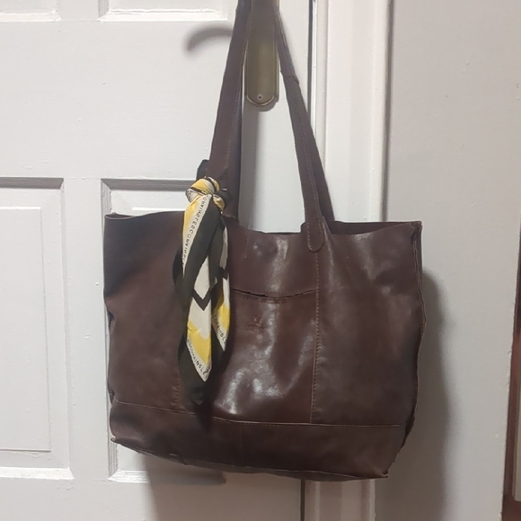 Handbags - Brown Leather Tote Bag